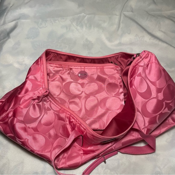 Coach Getaway Signature Nylon Packable Weekender Tote Duffle with Pouch - Picture 4 of 6